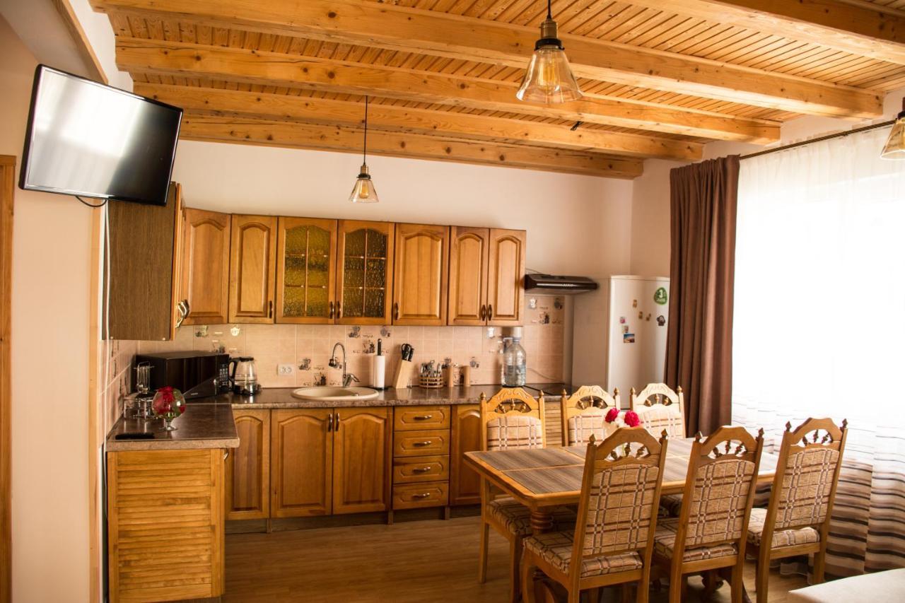 Vila Sunhouse Mizhhirya  Exteriér fotografie